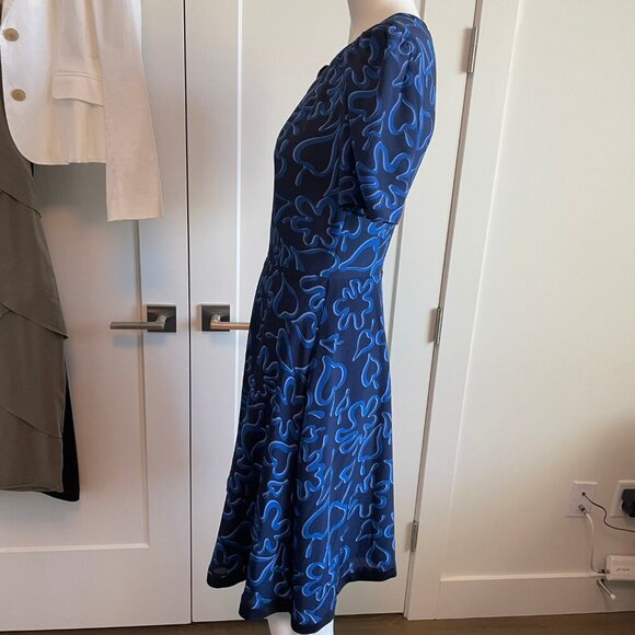 Tara Jarmon Paris SS Fit & Flare Print Partial Lined 100% Silk Dress Blue Sz 36 - Picture 2 of 14